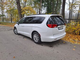2021 Chrysler Pacifica Rodinné auto - 4