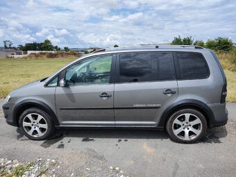 VW Touran Cross 1,4TSI - 4