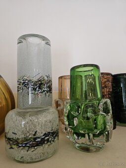 Sbírám STARÉ VÁZY, RETRO FIGURKY, SOŠKY, HUTNÍ SKLO - 4