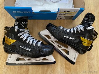 BAUER Ultrasonic brankářské brusle INT 4,5 EUR38 top stav - 4