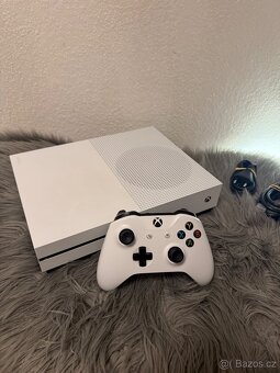 XBOX ONE S 500 GB V TOP STAVU - 4