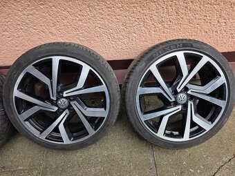 Volkswagen Polo GTI originál alu kola R18 + letní pneu 80% - 4
