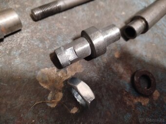 Čz 150 osa kola - 4