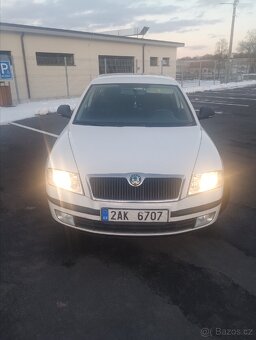 Škoda Octavia 2 kombi; 1.6 MPI; r.v 2011 - 4