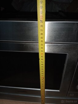 Vestavěná mikrovlnná trouba  Mora a digestoř Whirlpool - 4