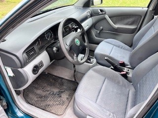 Škoda Octavia kombi 1.6 r.v. 2000 - 4