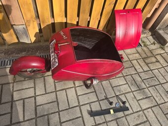 Pav 40 se štítem - 4