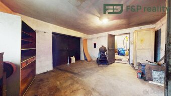 Prodej bytu 2+1, 63 m2,před rekonstrukcí, Strašice - 4