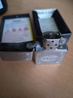 zapalovač ZIPPO - 4