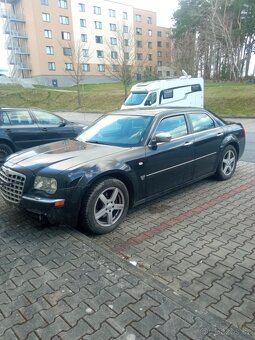 Chrysler 300C - 4