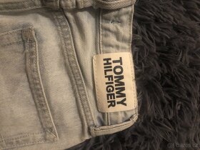 dětské jeans Tommy Hilfiger velikost 128 - 4