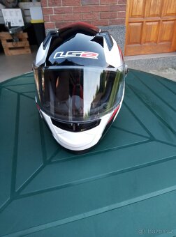 integrální helma LS2 vel.L - 4
