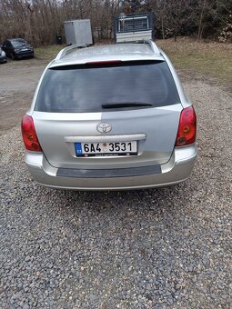 Toyota Avensis T25 combi D4D - 4