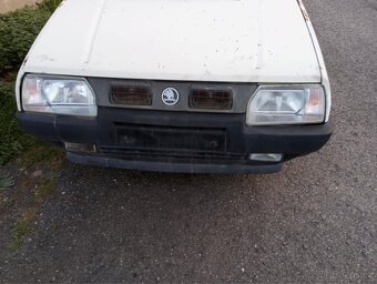 Skoda favorit LS - 4
