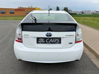 TOYOTA PRIUS 1.8 HYBRID //2011 147.800 KM 1.MAJITEL SERVISKA - 4
