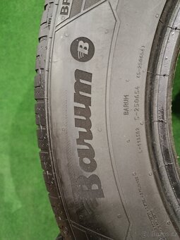 4ks letni 235/65/17 Barum - 4