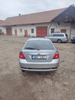 Mondeo mk3 2.2 114kw tdci 2004 - 4