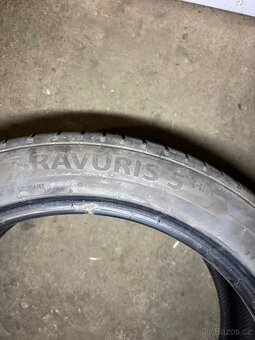 Gumy Barum Bravuris 5 225/45 R17 - 4