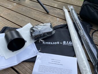 HELIOS 300C Kit - světla, softboxy, deštníky, stativy, atd. - 4