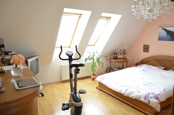 Byt 3+1+ pracovna I. kat. v RD v Židlochovicích - 4