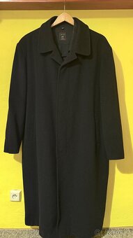 Zánovní pánský dlouhý kabát v černé barvě vel. 66 - 4