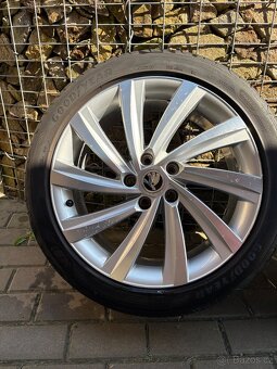 Octavia 4 letní sada 225/45R18 Perseus - 4