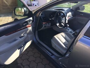 Subaru Outback 3,6R - 4