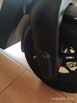 Elektrokoloběžka EASYBIKE X20 GODZILA - 4