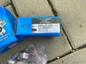 Lada Vaz Žiguli, kříže kardánu nové, Tel 608 445 411 - 4
