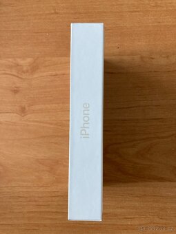 Nový,nerozbalený Iphone 14 - 4