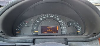 Mercedes C w203 220 CDI - 4