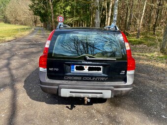 Volvo XC 70 - 4