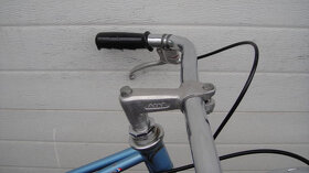 Peugeot 1980, světlá modrá metalíza, hezký originál - 4