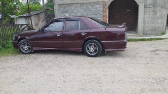 Mercedes-Benz W124 - 4