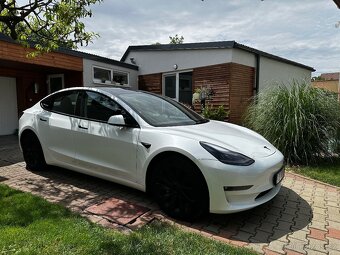 Tesla model 3 Long Range Dual Motor - 4