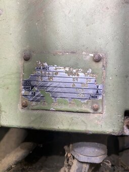 Elektromotor o výkonu 7,5 kW - 4