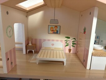 Domeček pro panenky - 4