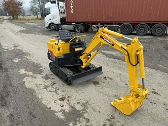 JAPONSKÝ MINIBAGR YANMAR YB101 1000KG - 4