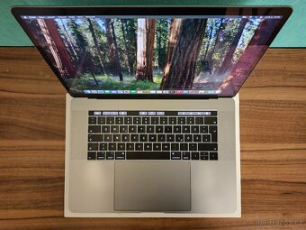 MacBook Pro 2019 i7 16GB 256GB (A1990) - 4