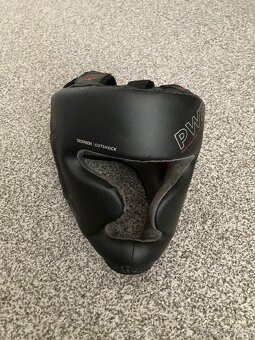 Boxovací rukavice, helma - 4