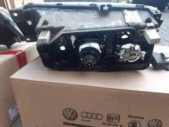 Xenony Škoda Octavia - 4