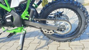 Pitbike Mikilon Defender 150RR kola 19/16 zelená - 4