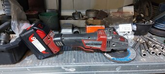 Akumulátory pro nářadí Milwaukee 18V/ 9.0mAh,nové TOP. - 4