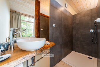Prodej rodinného sídla (768 m²), pozemek 2 463m² - Číměř u J - 4