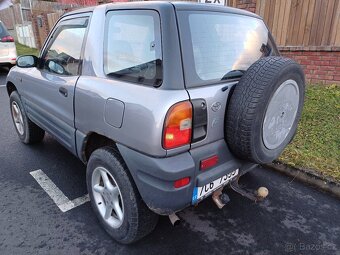 Toyota RAV4 2.0i automat - 4