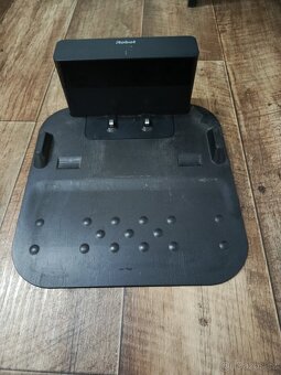 iRobot jet m6 - 4