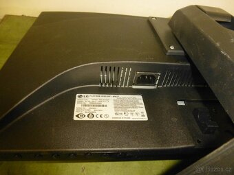 Full HD LED monitor LG Faltron 23palců, HDMI - 4