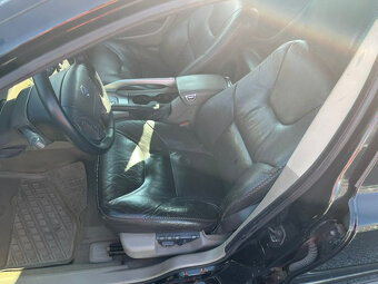 Volvo XC70 - 4