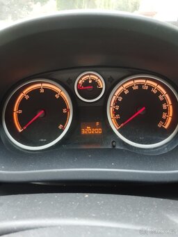 Opel Corsa d 1.3 CDTI 55kw - 4