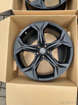 ORIGINÁL Alu cupra FORMENTOR R19, 5x112 - TOP STAV - 4